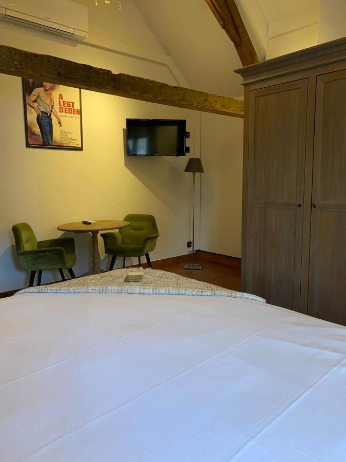 Logies Hollywood 3* Brugge