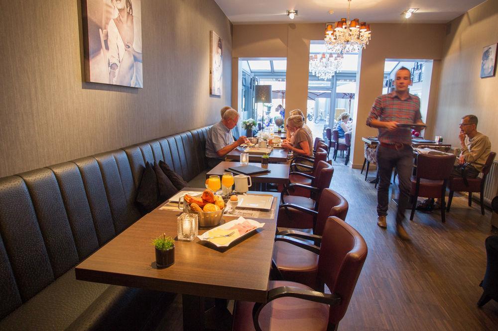 Logies Hollywood 3* Brugge